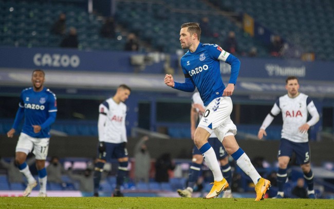 关头给了对 关头给了对